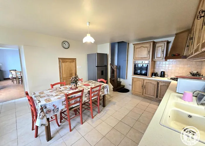 Rural Pour 11 Pers. Avec Parking, Et Animaux Acceptes - Fr-1-616-523 *